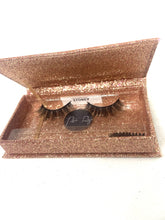 Load image into Gallery viewer, Amour Collection